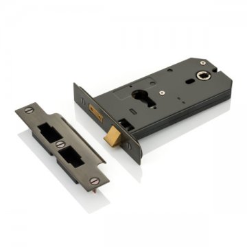 Horizontal euro cylinder latch lock