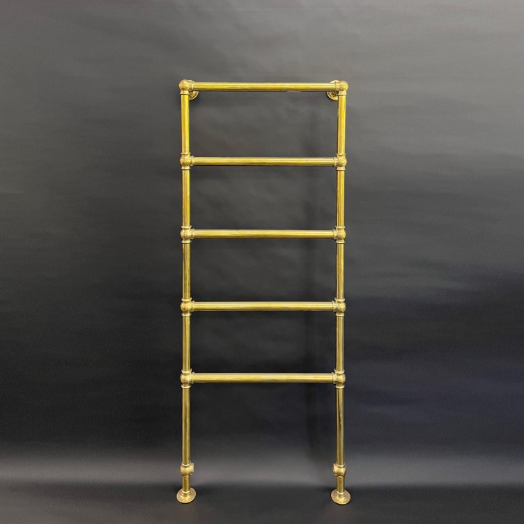 Hawthorn Hill - Traditional floor towel rail 675W x 1538H in Polished Brass C481