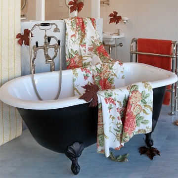 Victoria & Albert - Wessex Freestanding Bath in Black with Black Claw Feet Black - WES-N-SW-NO-FT-SW + LCF-B-MBK-C750 - QTY:1