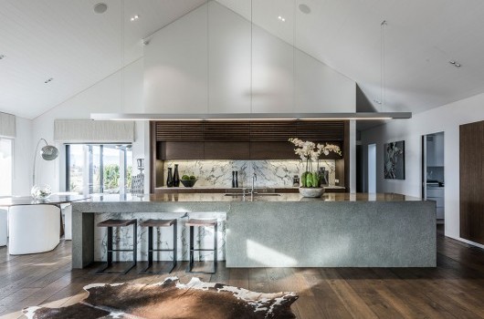 WANAKA HOUSE - KITCHEN & SCULLERY