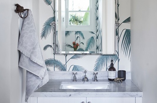 Collaroy Basin House - Bathroom & Laundry