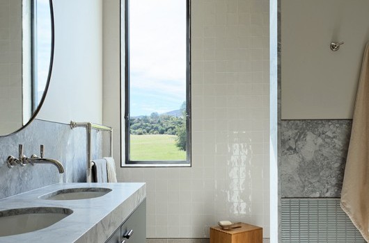 SPEARGRASS HOUSE - BATHROOM