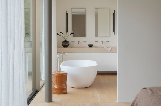 LILLELUND HOUSE - BATHROOMS