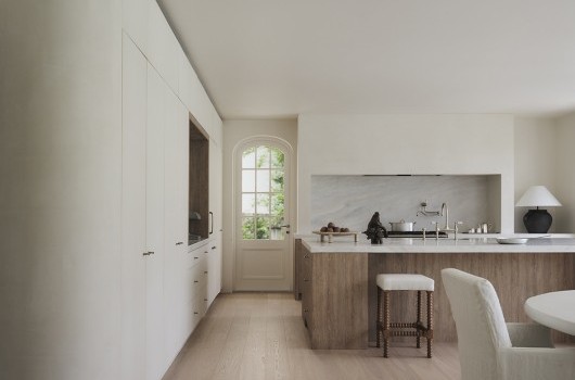 VAUCLUSE RESIDENCE - KITCHEN & LIVING