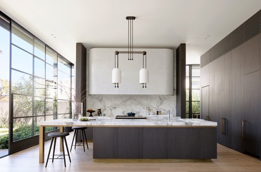 BELLEVUE HILL RESIDENCE - KITCHEN