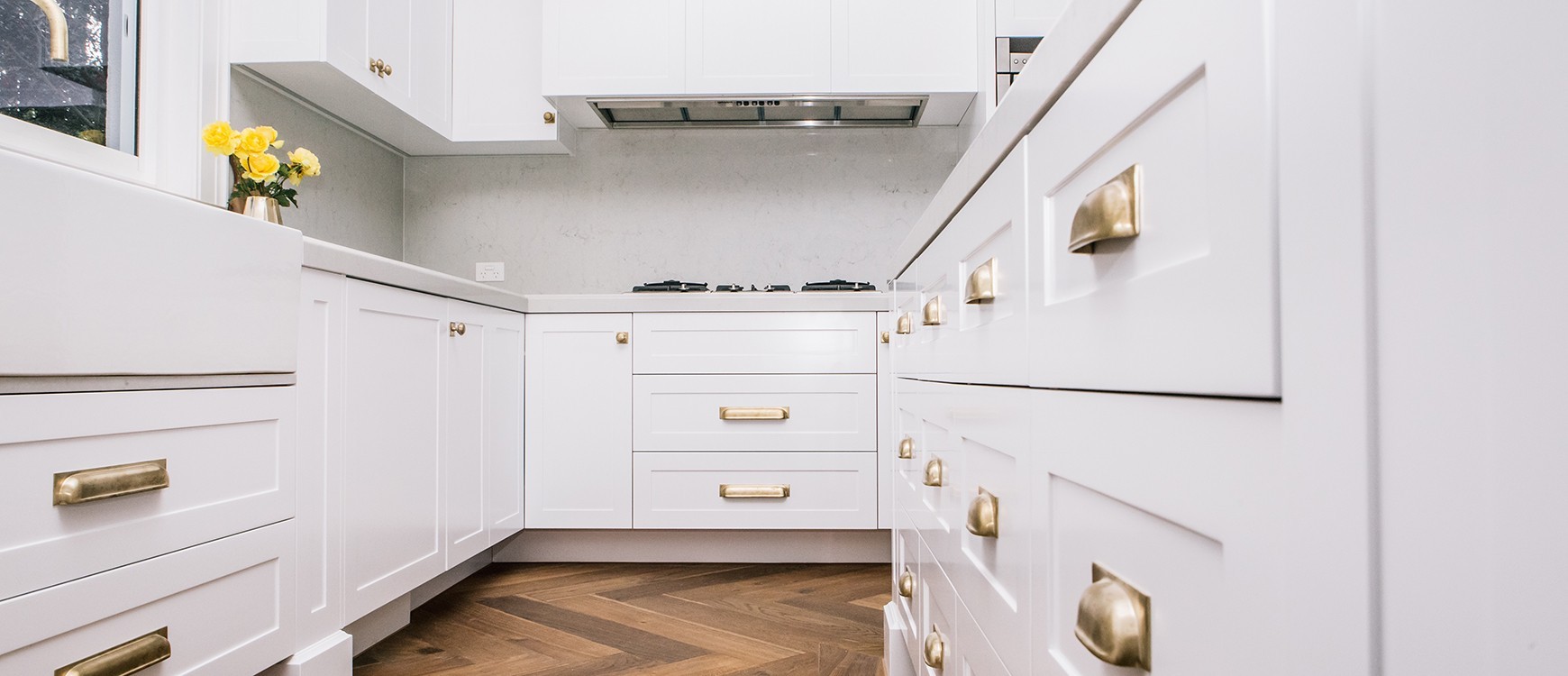 How to Pick Kitchen Cabinet Drawers