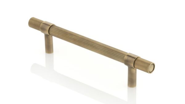 Joinery has never looked so good. Cabinet pull handles with linear striped lines and smooth detailing from Joseph Giles. 