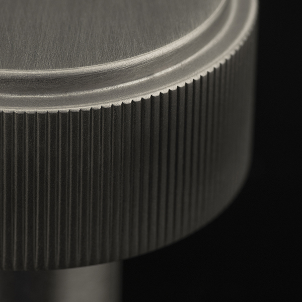 Linear detailing on quality bronzed cabinet knobs for jewellery in your home