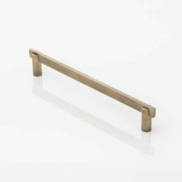 Bailey solid brass cabinet handle