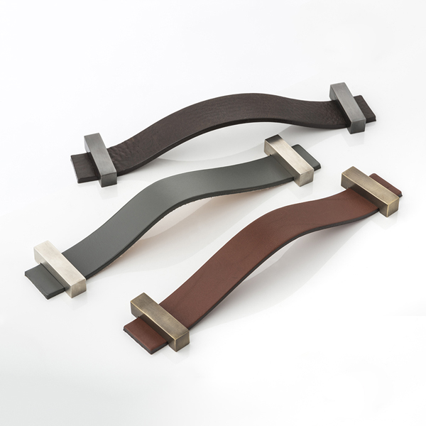 Ascot bridle leather strap handle