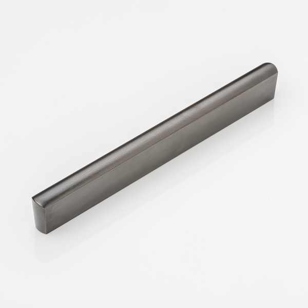 Wedge solid brass cabinet handle 