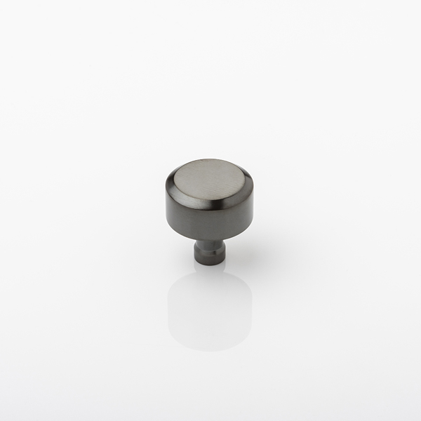 Archibald solid brass cabinet pull 