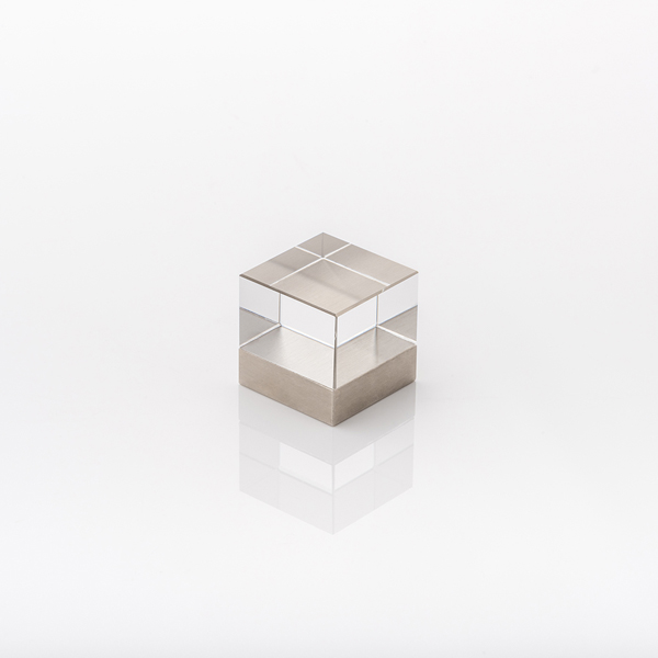 Cube glass cabinet pull 