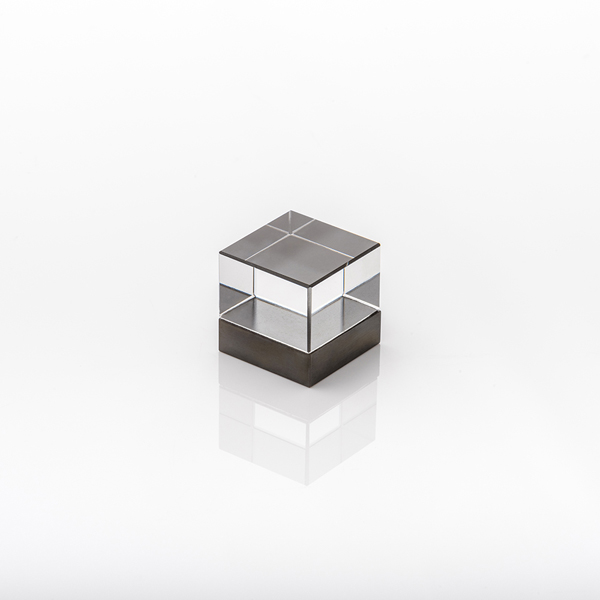 Cube glass cabinet pull 