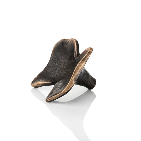 Organo solid bronze cabinet pull