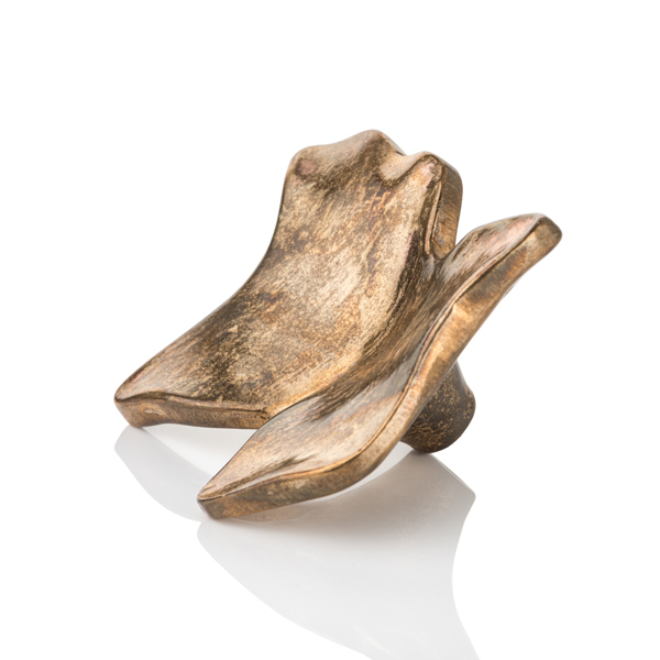 Organo solid bronze cabinet pull