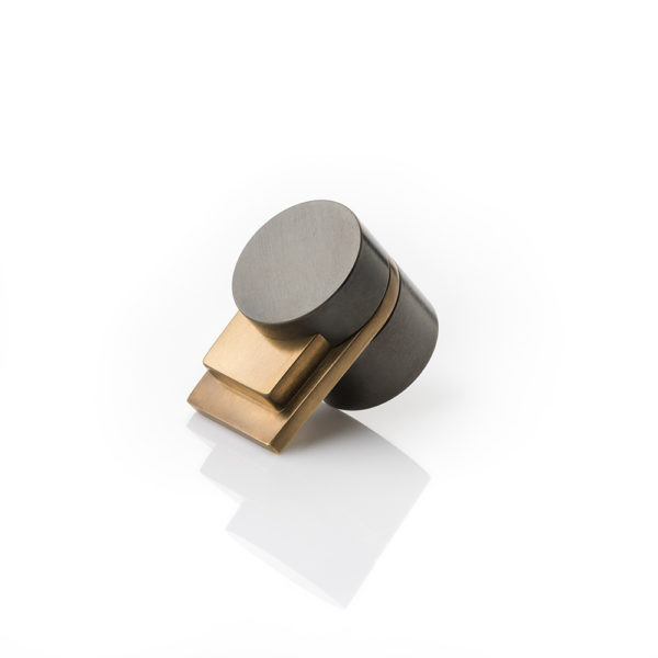 Scala solid brass cabinet pull
