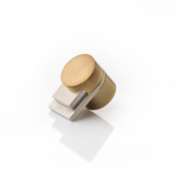 Scala solid brass cabinet pull