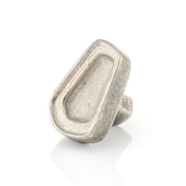 Tiro cabinet knob