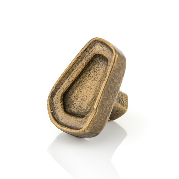 Tiro cabinet knob