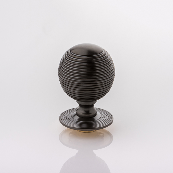 Granville solid brass door knob with reeded rose
