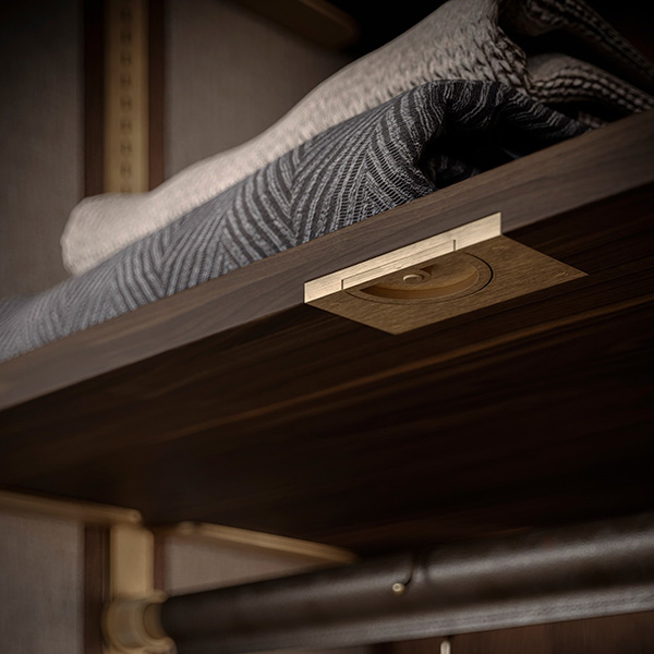 Sincro recessed hanger hook