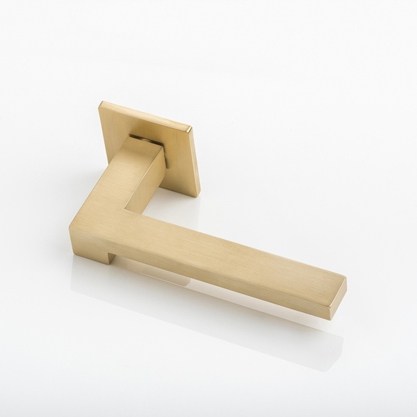 Cut solid brass door lever handle with square rose