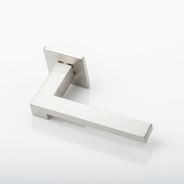Cut solid brass door lever handle with square rose