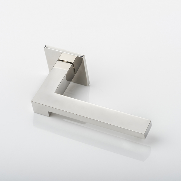 Cut solid brass door lever handle with square rose