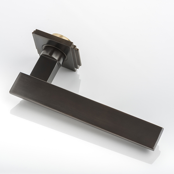 Drayton solid brass door lever handle with square edge deco rose