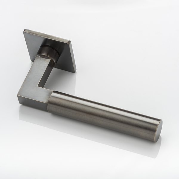 Ashworth II solid brass door lever handle with square rose