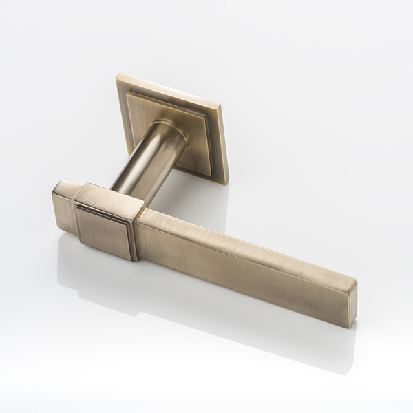 Wilson solid brass door lever handle with square stepped rose