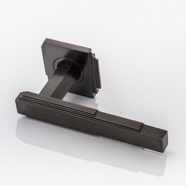 Abbott solid brass door lever handle with square edge deco rose