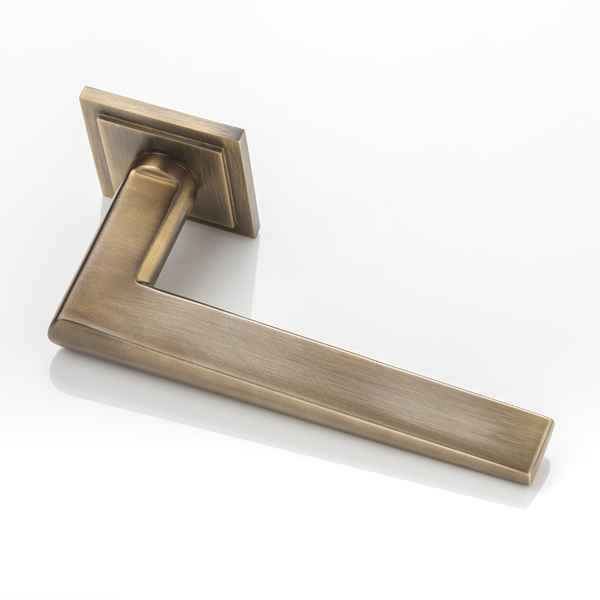 Wedge III solid brass door lever handle with square stepped rose
