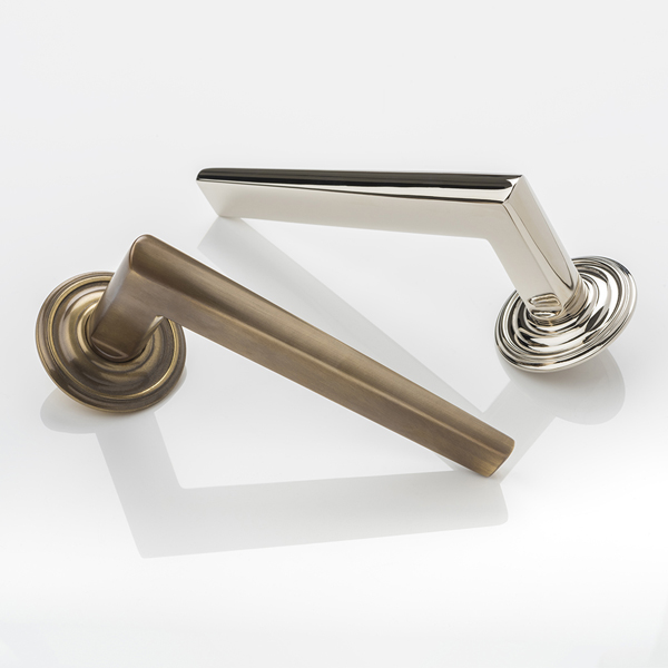 Wedge II solid brass door lever handle with ornate rose