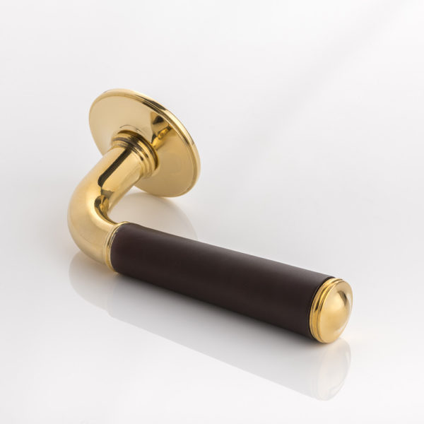 Darlington i solid brass door lever handle with hand stitched leather & traditional rose
