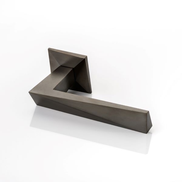 Switch solid brass door lever handle