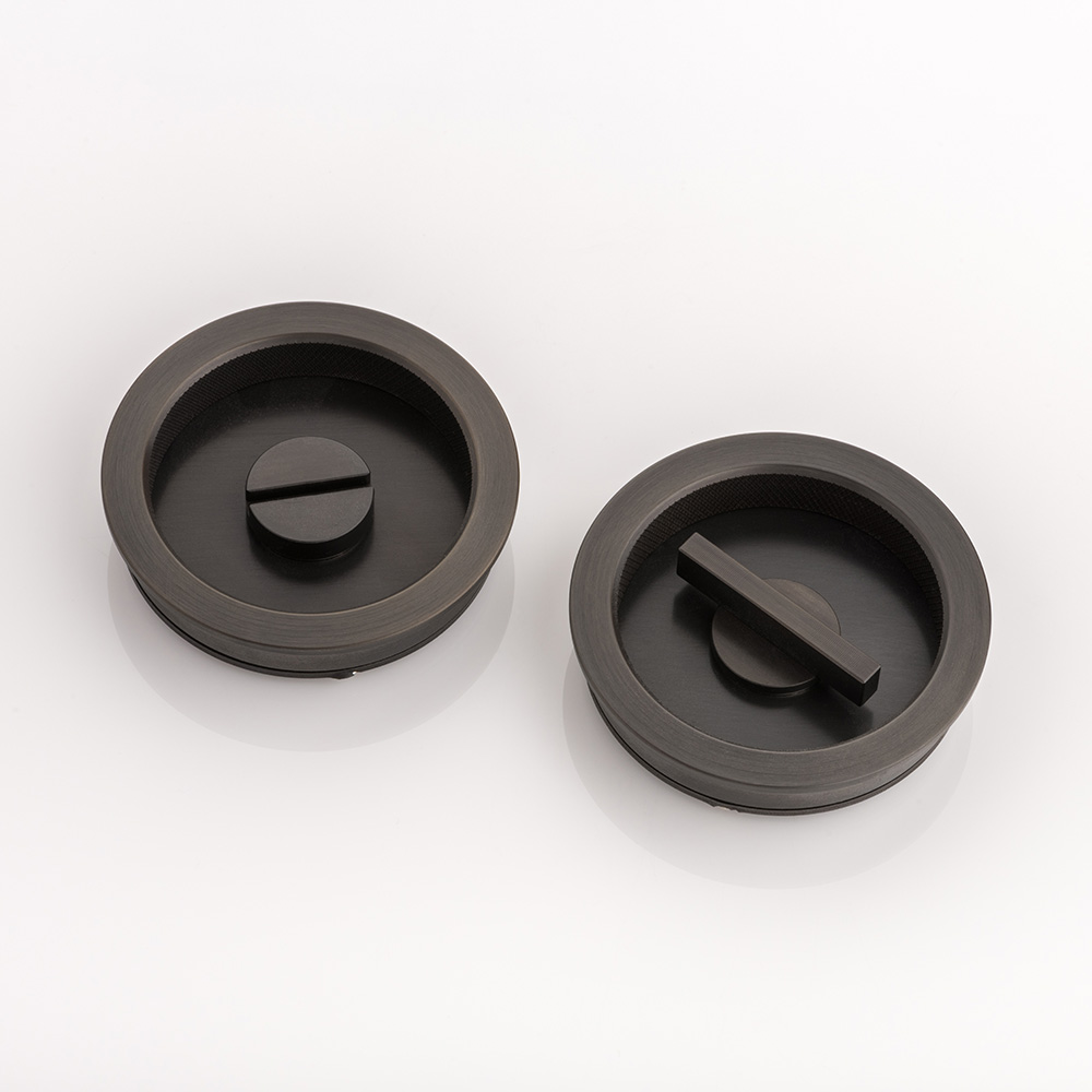 Round solid brass recessed pull with privacy turn/release & diamond knurl