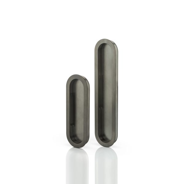 Maurice oval recessed pull