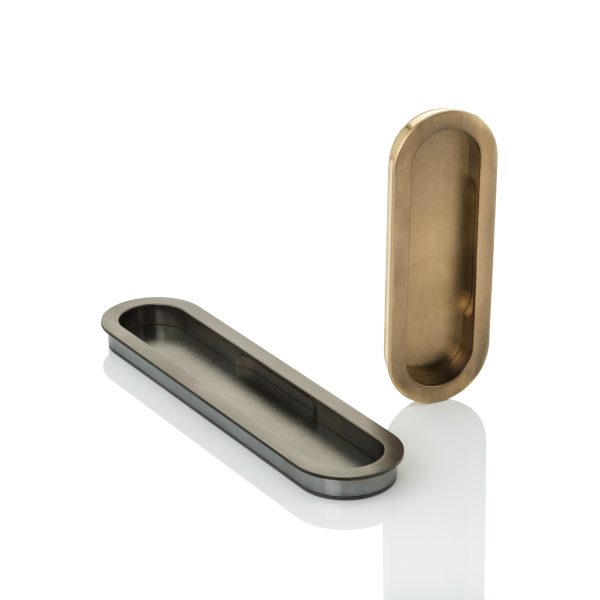 Maurice oval recessed pull