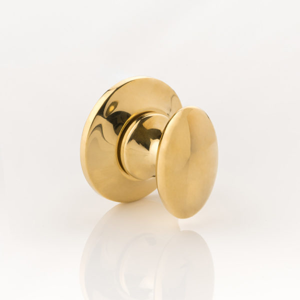 Oval thumb turn with tapered rose