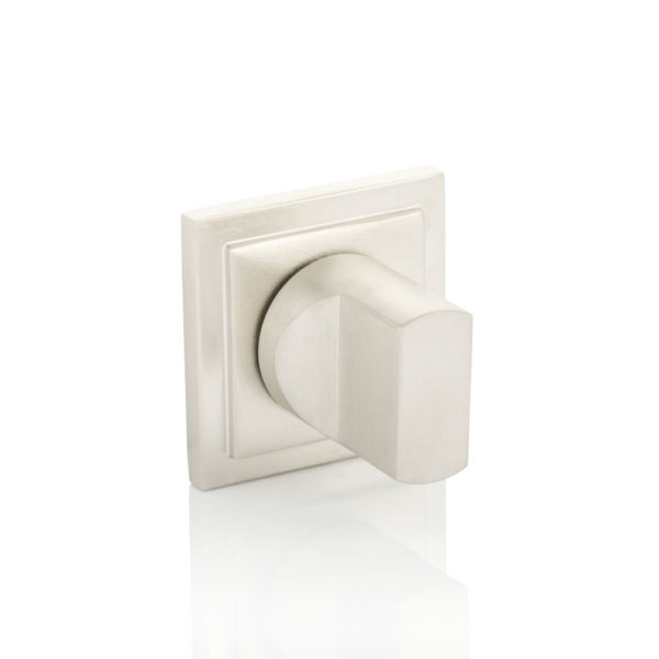 Pinch thumb turn with square stepped rose